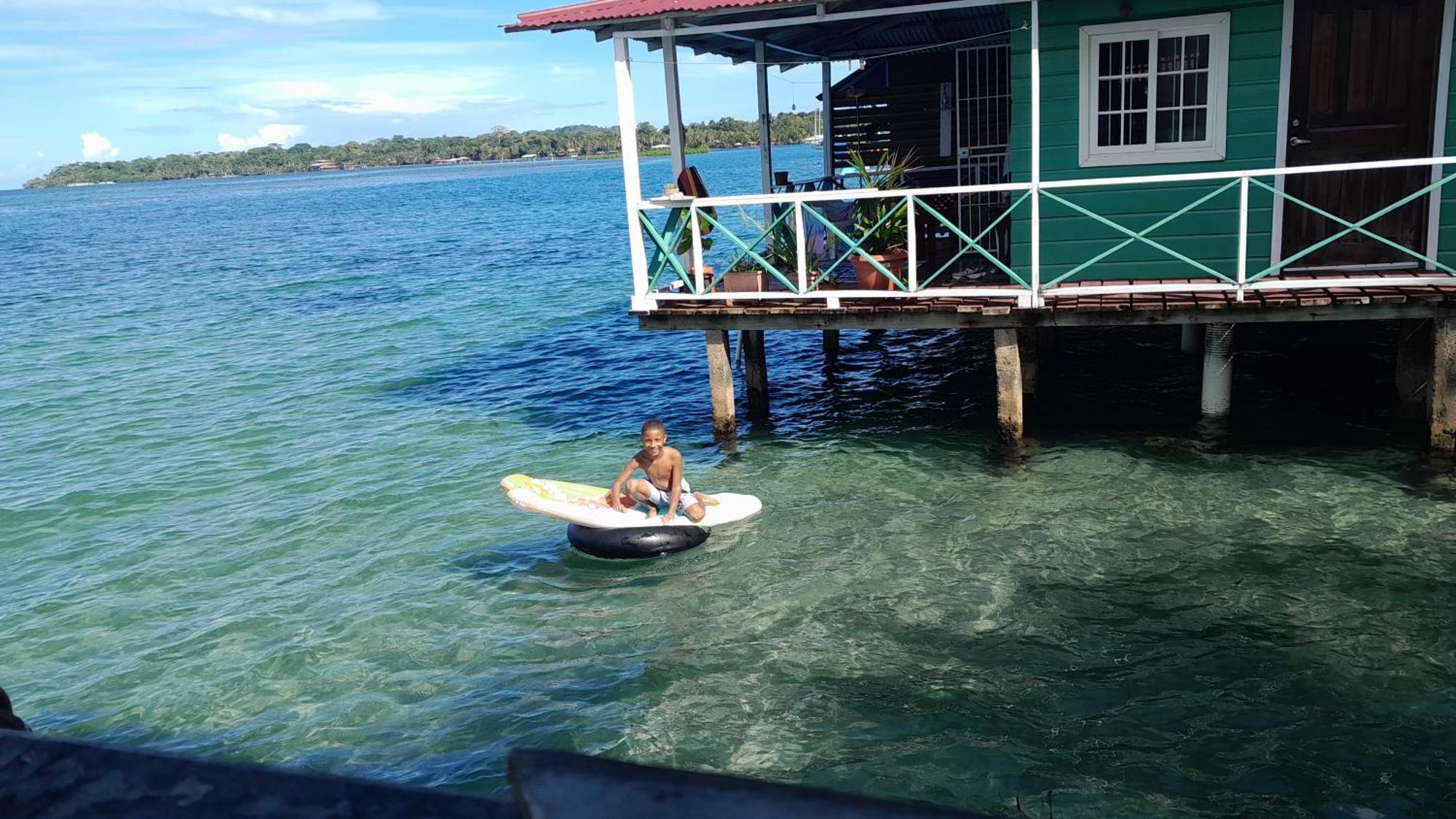 Hostal On The Sea Bocas del Toro Eksteriør billede